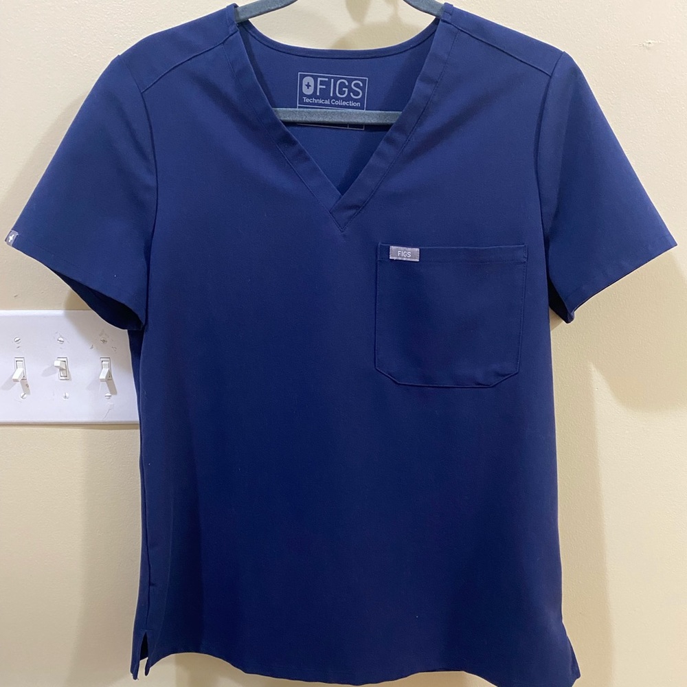 Figs Catarina One-Pocket Scrub Top - Navy